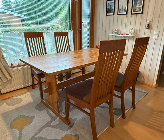 Dinig table and chairs