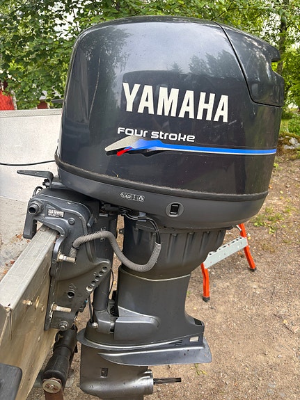 Yamaha f50