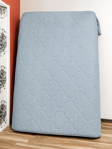 Single/Double Bed size