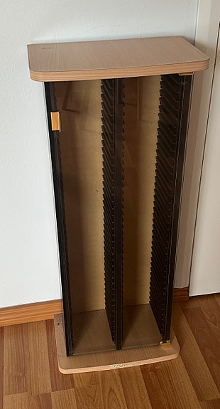 CD/DVD Storage Cabinet Wooden Media Storage Rack with Glass Door(30€-negotiable)