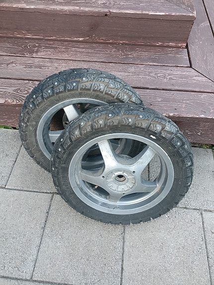 Skootterin nastarenkaat