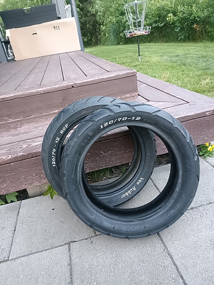 Skootterin renkaat