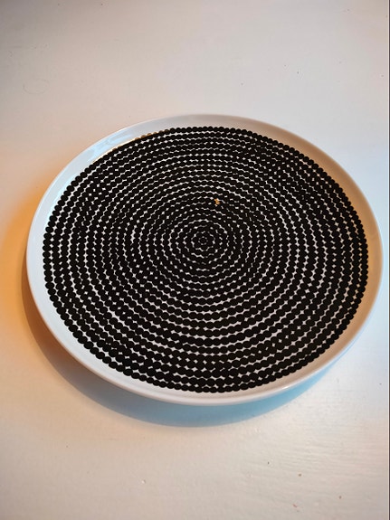 Marimekko räsymatto ruokalautanen.