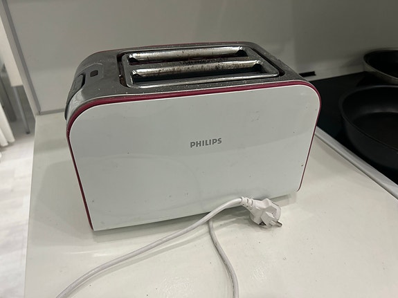 Philips leivänpaahdin 2-viipaleinen valkoinen