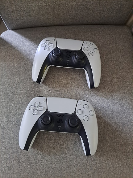 Playstation 5 ohjain