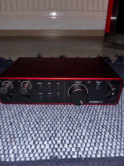 Focusrite Scarlett 2i2 USB-äänikortti