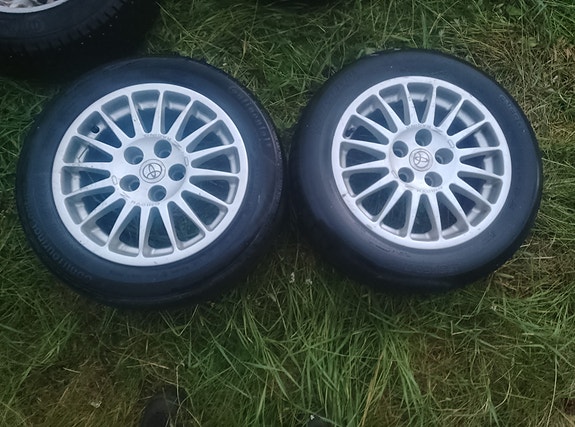 Toyota aluvanteet 2 kpl