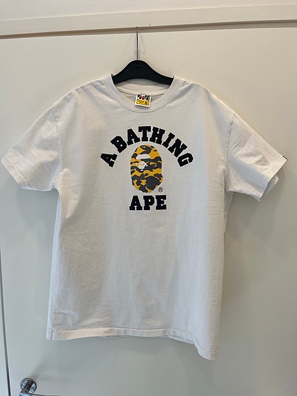 BAPE tee paita