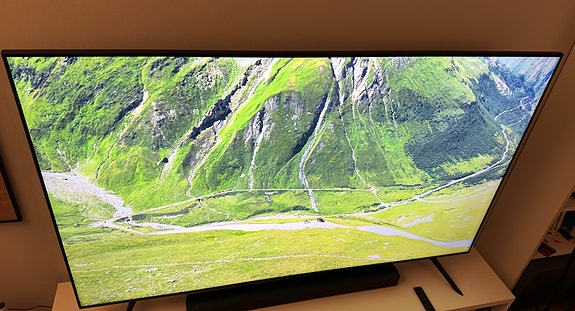 Samsung 70” Crystal UHD 4K Smart TV CU7105 – kuin uusi