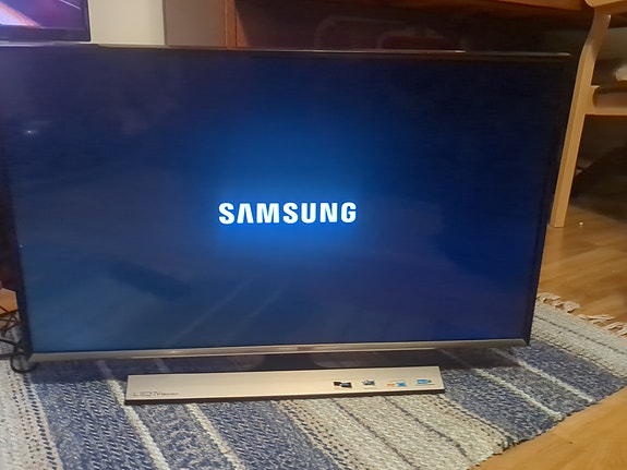 Samsung LED TV / näyttö