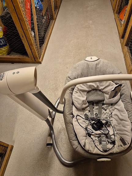 joie lasten tuoli / sitteri keinuva swing