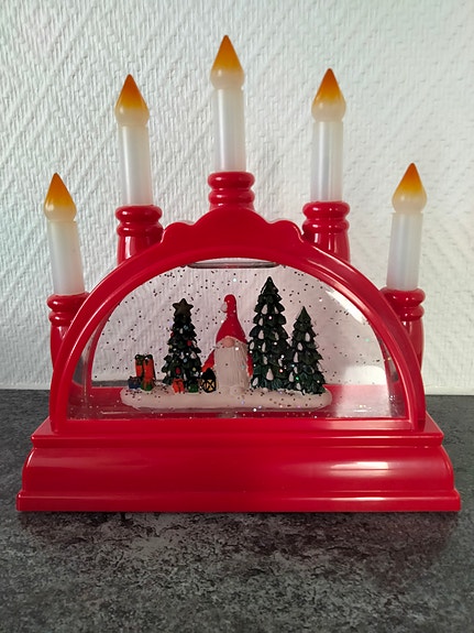 Pieni led kynttelikkö