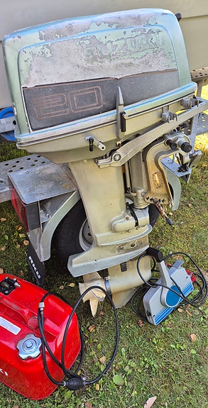 Suzuki DT20 (varaosiksi tai korjattavaksi)