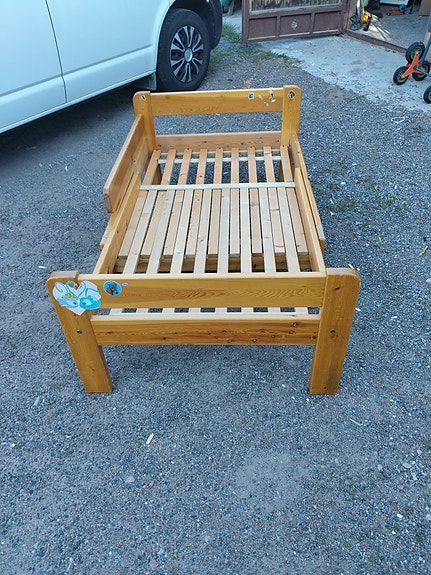 Lasten jatkettava sänky