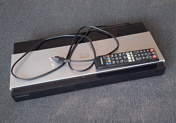 Samsung Blu-ray levysoitin BD-F7500 *hyvä