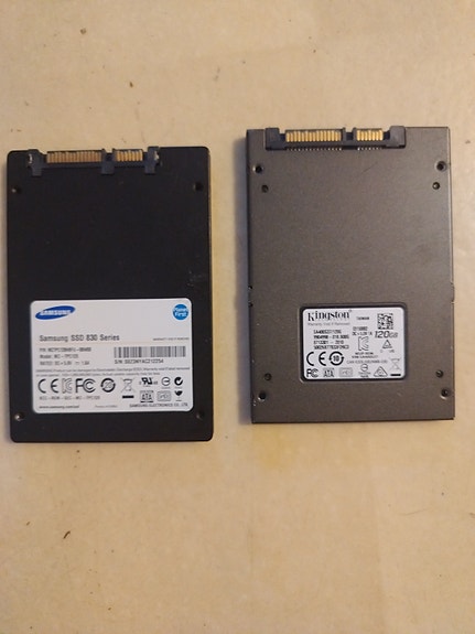 Samsung ja Kingston 2,5" SSD-levyt