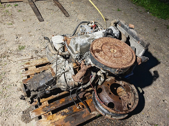 MB w123 200D 4v manuaali