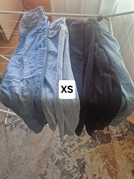 Nuorelle tytölle vaatetta, xs