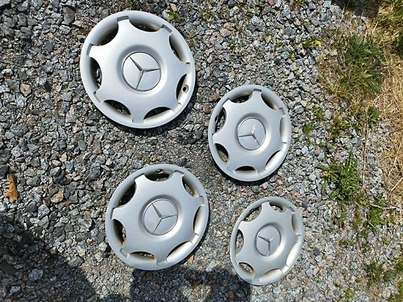 Mercedes-Benz 15" pölykapselit