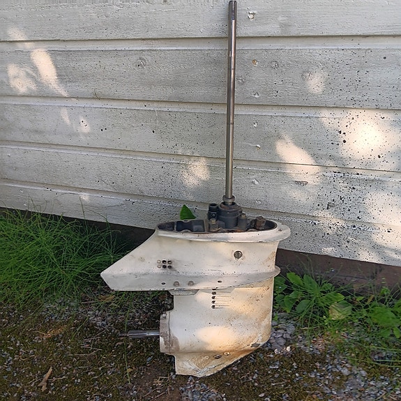 Johnson 9.9-15hv perä.
