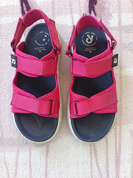 Reima sandaalit 36