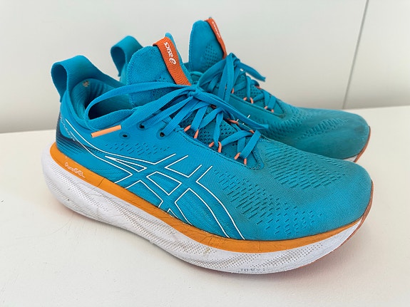 Asics Gel Nimbus 25 lenkkarit koko 44.5