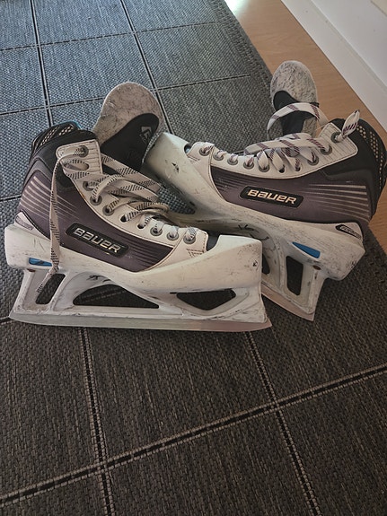 Bauer maalivahdinluistimet koko 8.5 (42)