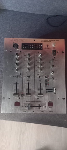 Behringer Dx626 Dj Mikseri