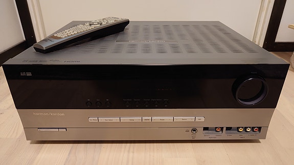 Harman Kardon AVR245 7.1 viritinvahvistin