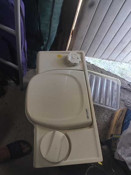 Thetford kasetti-wc asuntoautoon / vaunuun