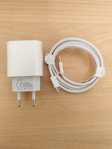 iPhone USB-C - C PD 20W pikalaturi ja kaapeli charger Apple, Samsung, Oneplus