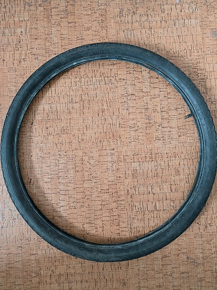 Vee Rubber 24 x 1.75 polkupyörän rengas