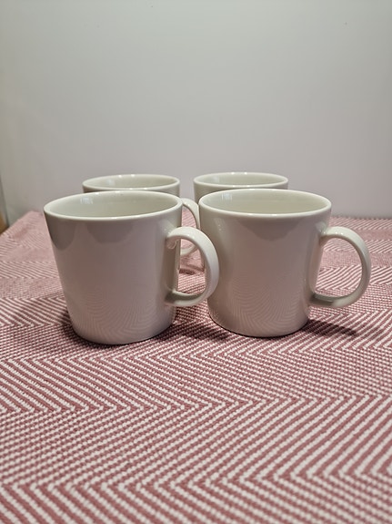 Iittala Teema mukit valkoinen