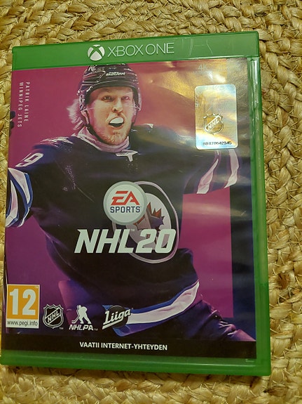 Xbox One peli NHL 20
