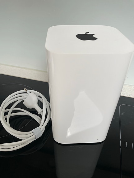 Apple AirPort Time Capsule 2 TB (A1470)