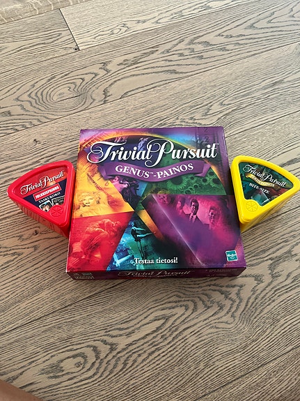 Trivial Pursuit Genus-painos lautapeli