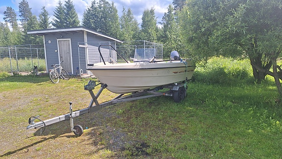 Terhi 415 Nova + 20hp 4tahti Yamaha ja traileri
