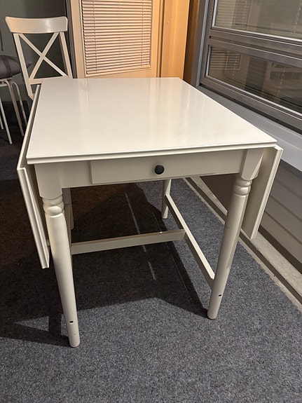 Ikea levitettävä pöytä