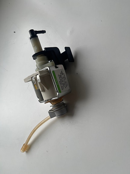 Philips / DeLonghi pumppu kahvinkeitin