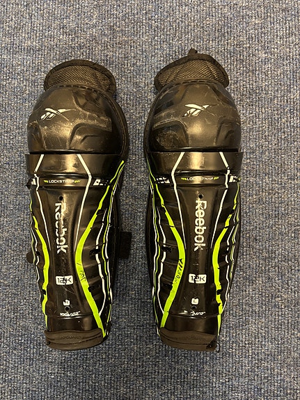 Reebok 12K polvisuojat 12”