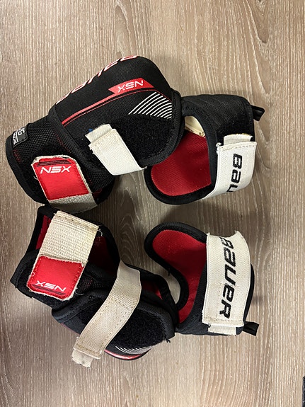 Kyynärsuojat Bauer NSX Jr S
