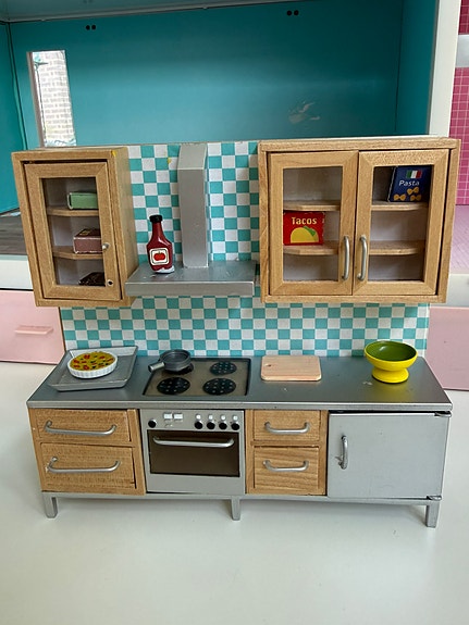 Lundby kalusteet keittiö + sänky