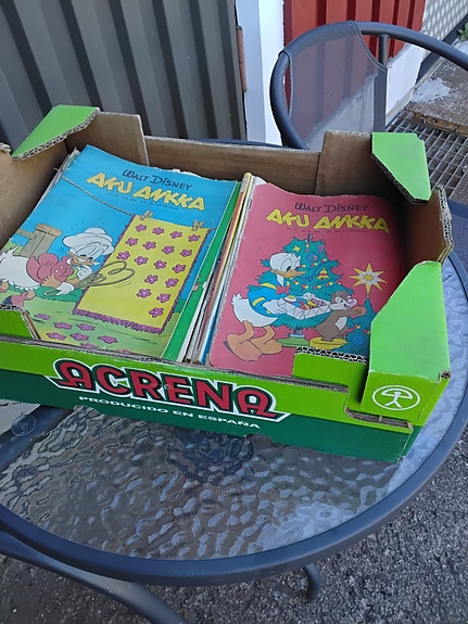 Aku Ankka lehtiä
