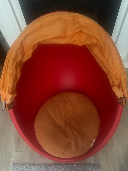 IKEA lasten nojatuoli kupolimallinen punainen/oranssi