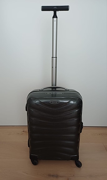 Samsonite - ultrakevyt & kestävä lentolaukku