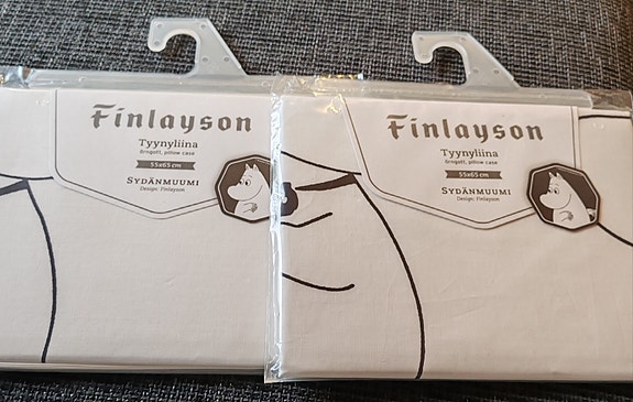 Finlayson Sydänmuumi tyynyliina Muumi-kuosilla