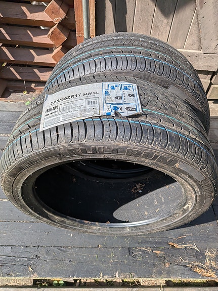 Frun-Two renkaat 225/45ZR17