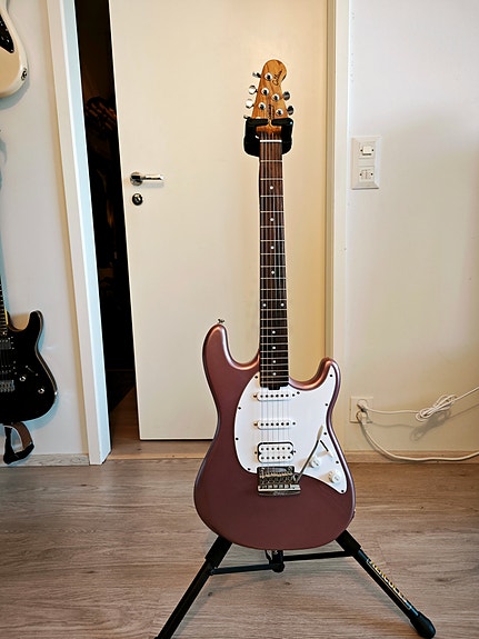 Music Man CT50-HSS Cutlass (PÄIVITETTY)