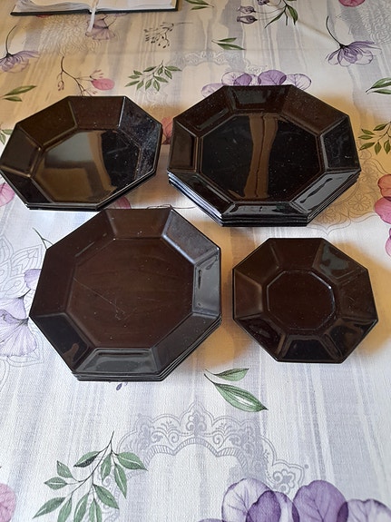 Arcoroc octime black lautasia 11kpl.