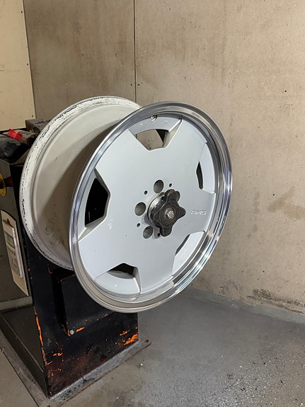17” AMG Aero 1 tai Aero 3